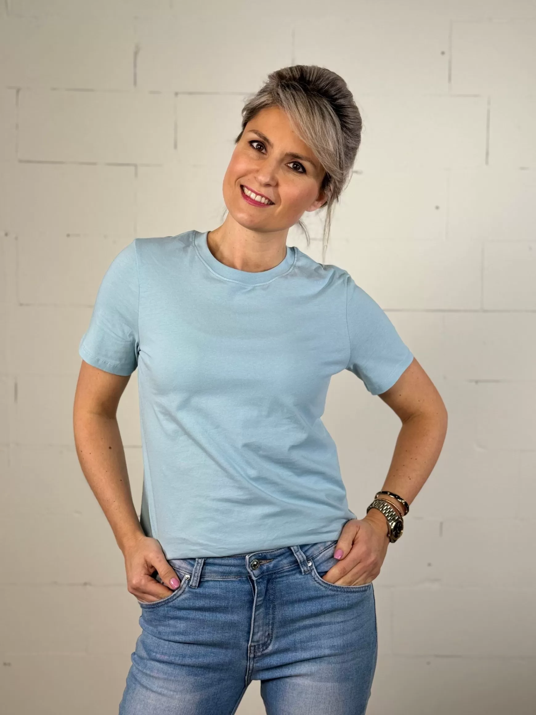 Trendz Basis Shirtje Blauw Hot