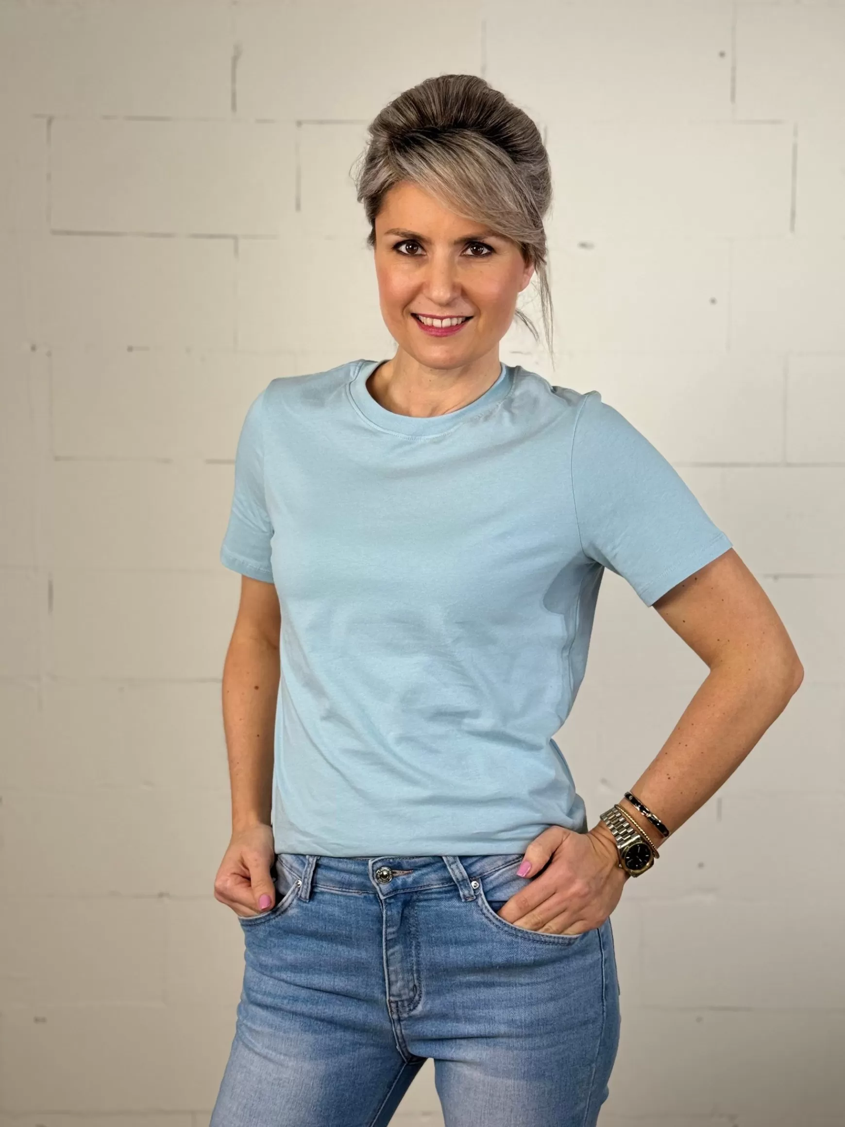 Trendz Basis Shirtje Blauw Hot