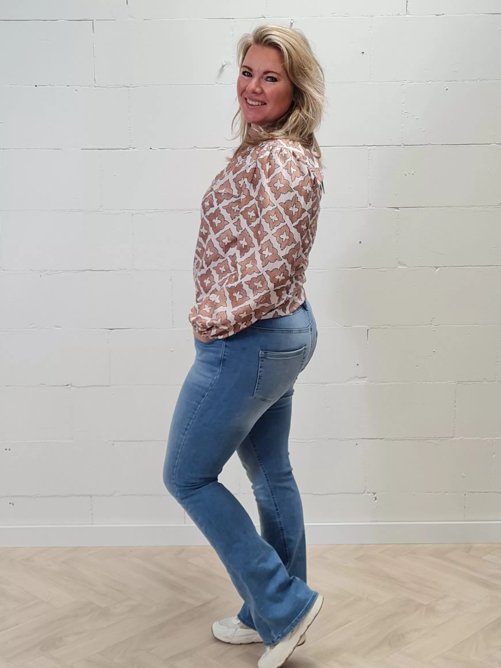 Trendz Blouse Carmen Beige Best