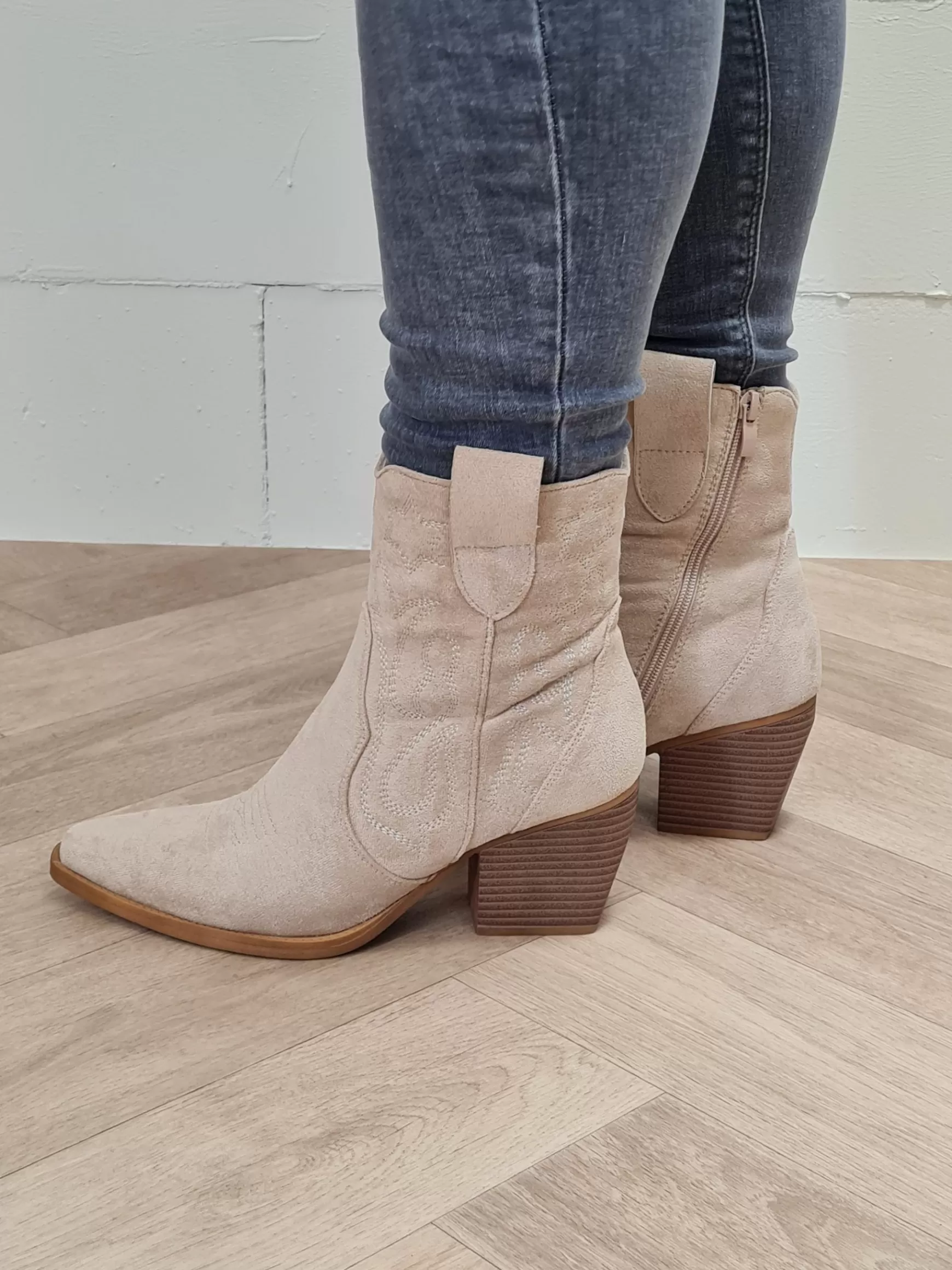 Trendz Cowboy Boots Megan Beige Suede Best Sale