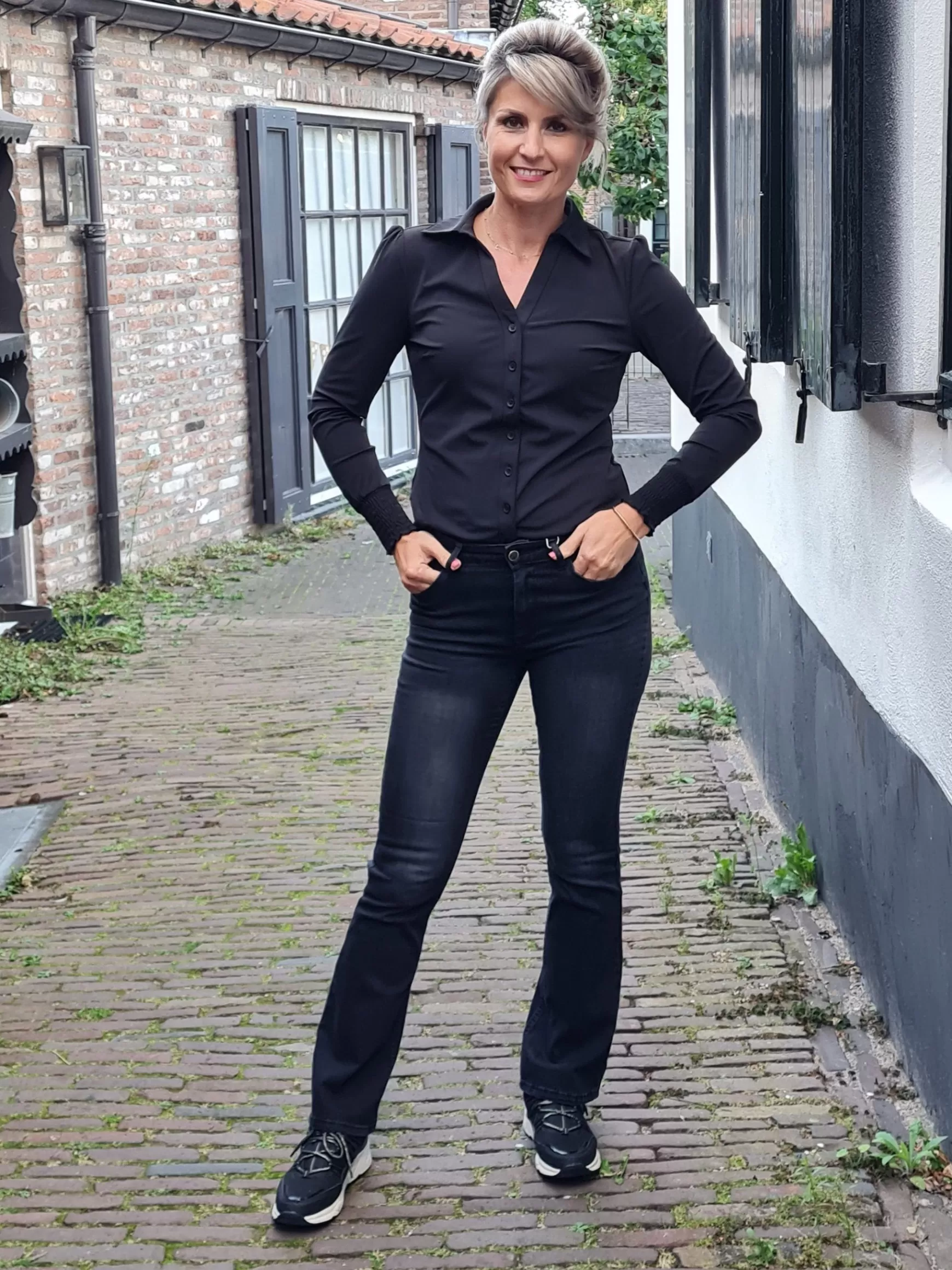 Trendz Flared Jeans Blush Washed Black (Lengtemaat 32) New