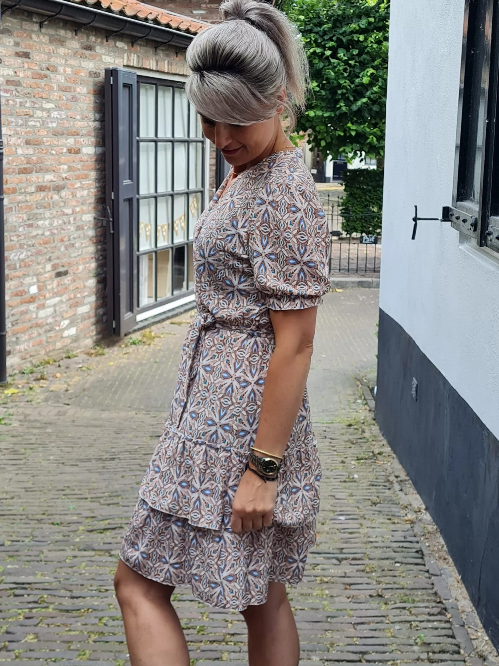 Trendz Jurkje Joelle Beige Flash Sale