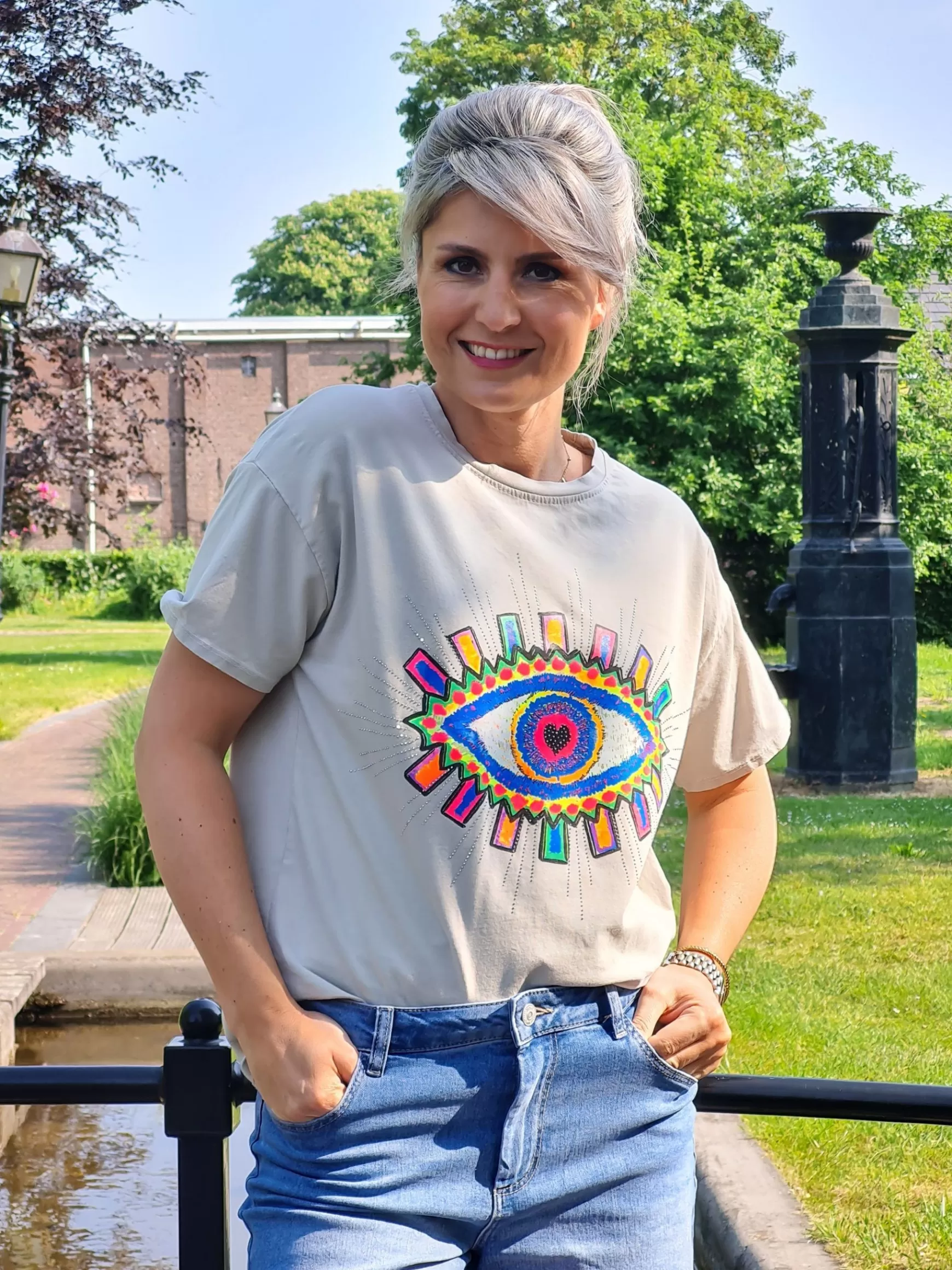 Trendz Shirtje Eye Lichtgrijs Hot