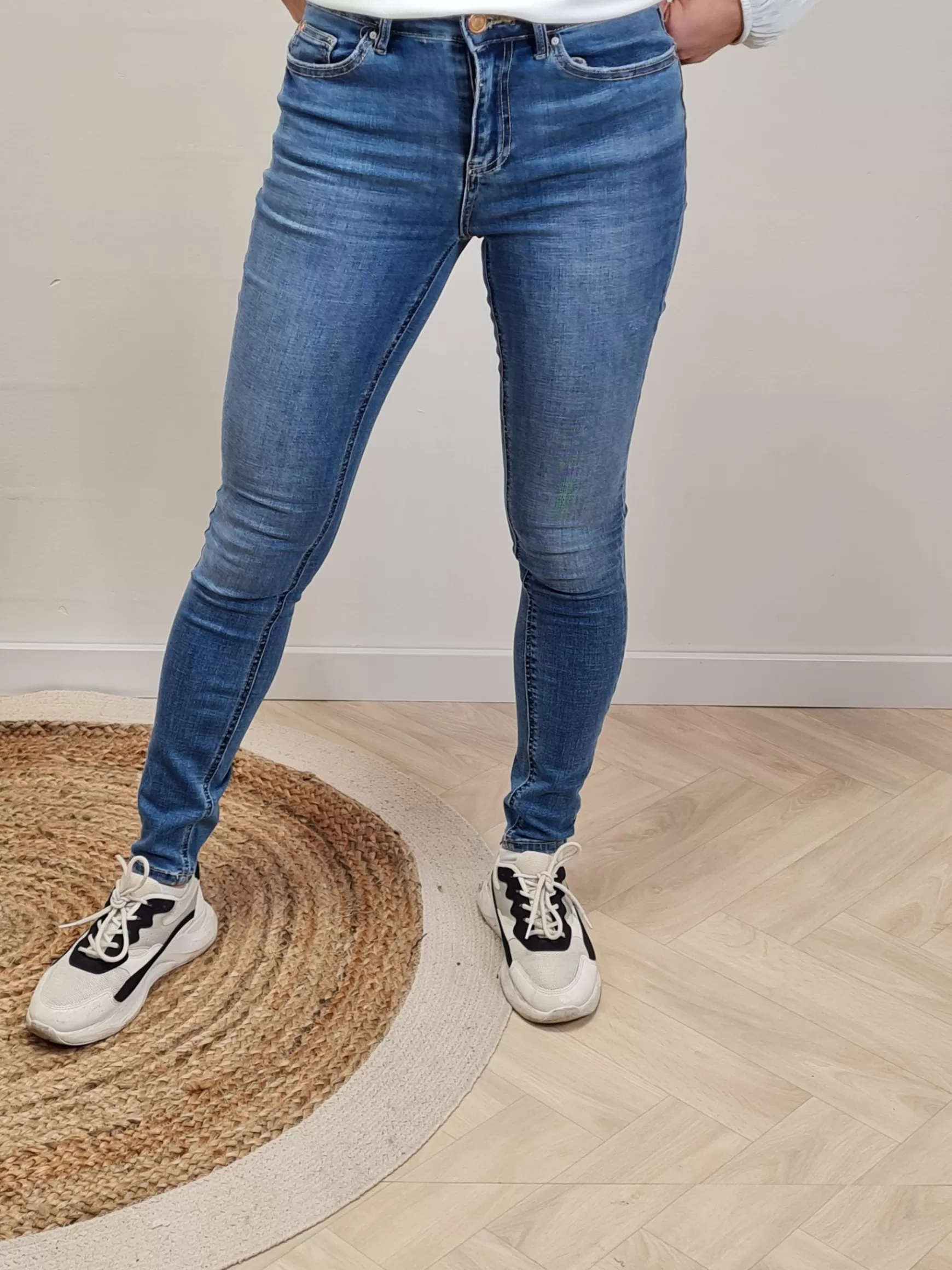 Trendz Skinny Jeans Flash Lengtemaat 32 New