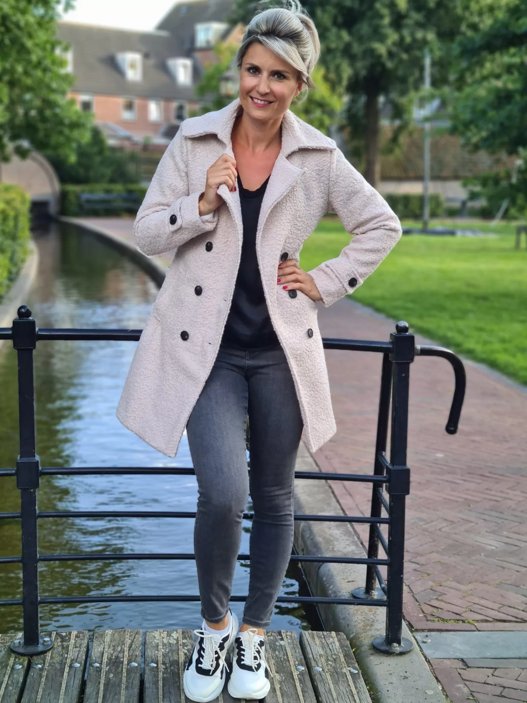 Trendz Tussenjas Femke Beige Best