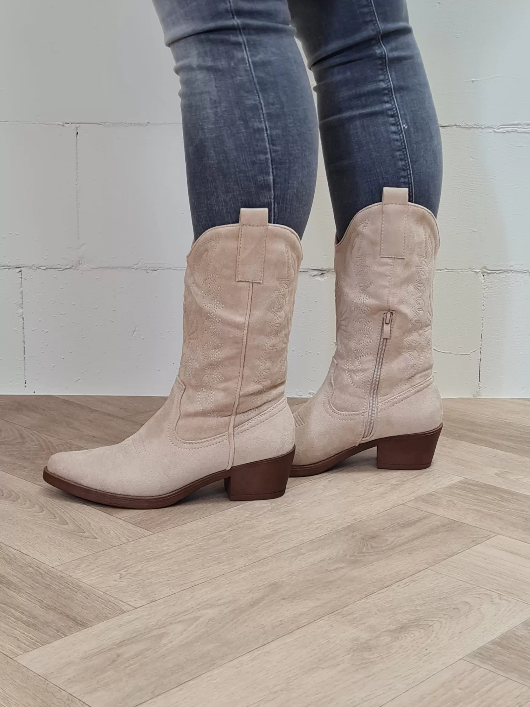 Trendz Western Boot Kelly Beige Suede Hot